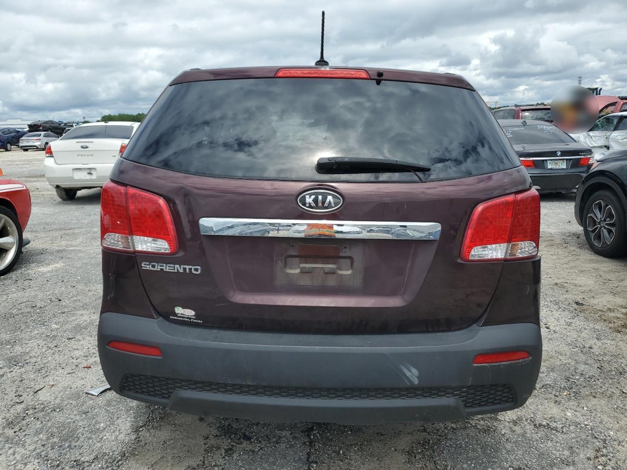 2013 KIA Sorento VIN 5XYKT3A10DG338278 Copart auction photo, front end / side damage thumbnail 6