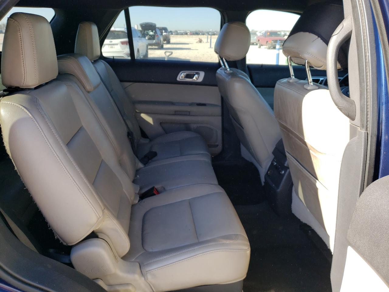 2012 Ford Explorer VIN 1FMHK7D80CGA20441 Copart auction photo, minor dent/scratches damage thumbnail 11
