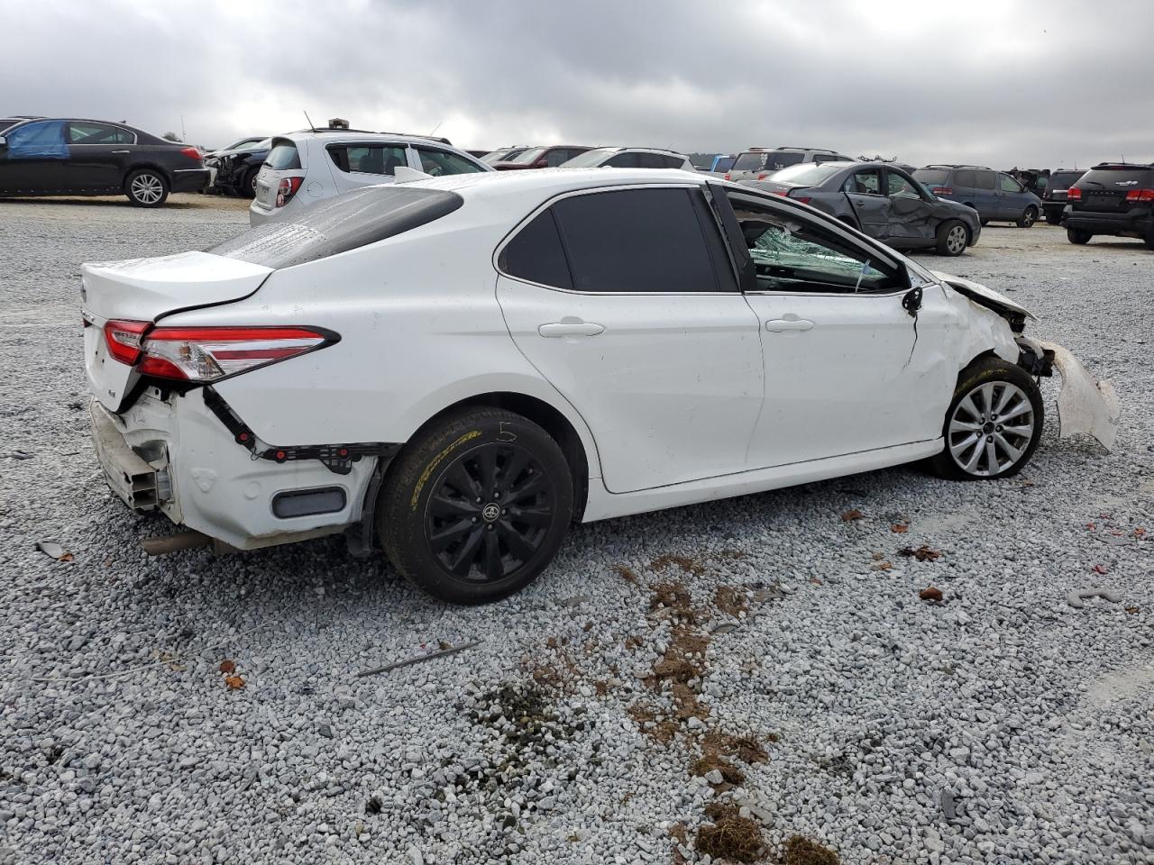 2020 Toyota Camry VIN 4T1C11AK1LU964082 Copart auction photo, all over / mechanical damage thumbnail 3