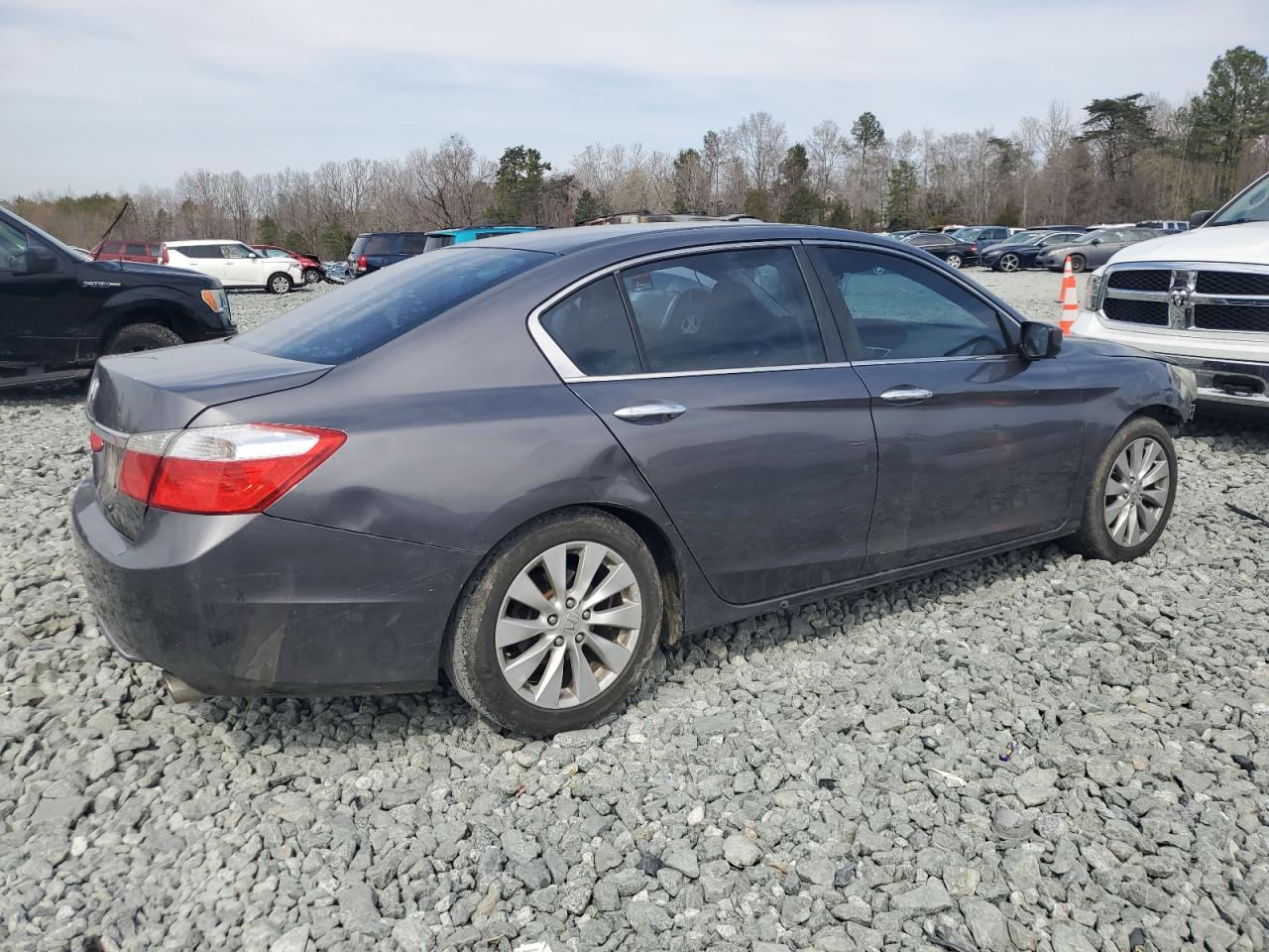 2013 Honda Accord VIN 1HGCR2F35DA112357 Copart auction photo, vandalism / all over damage thumbnail 3