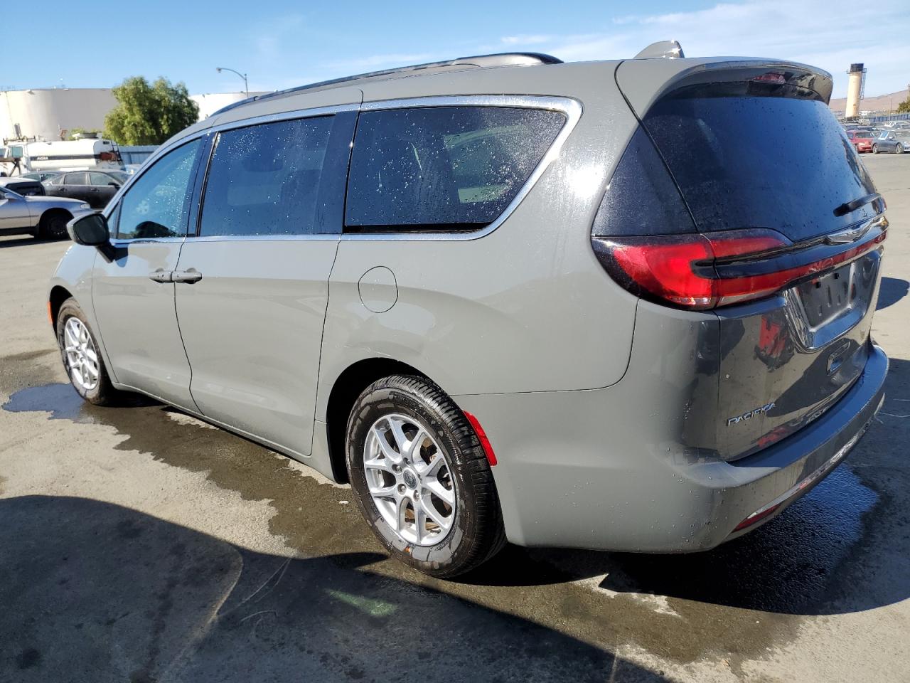 2022 Chrysler Pacifica VIN 2C4RC1BG1NR194100 Copart auction photo, side / rear end damage thumbnail 2