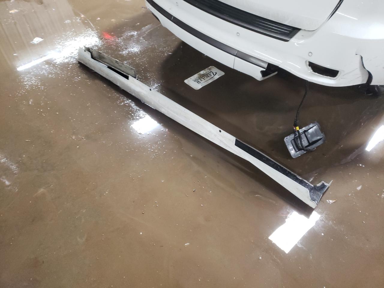 2020 Jeep Grand Cherokee VIN 1C4RJFCG2LC424556 Copart auction photo, front end / rear end damage thumbnail 12