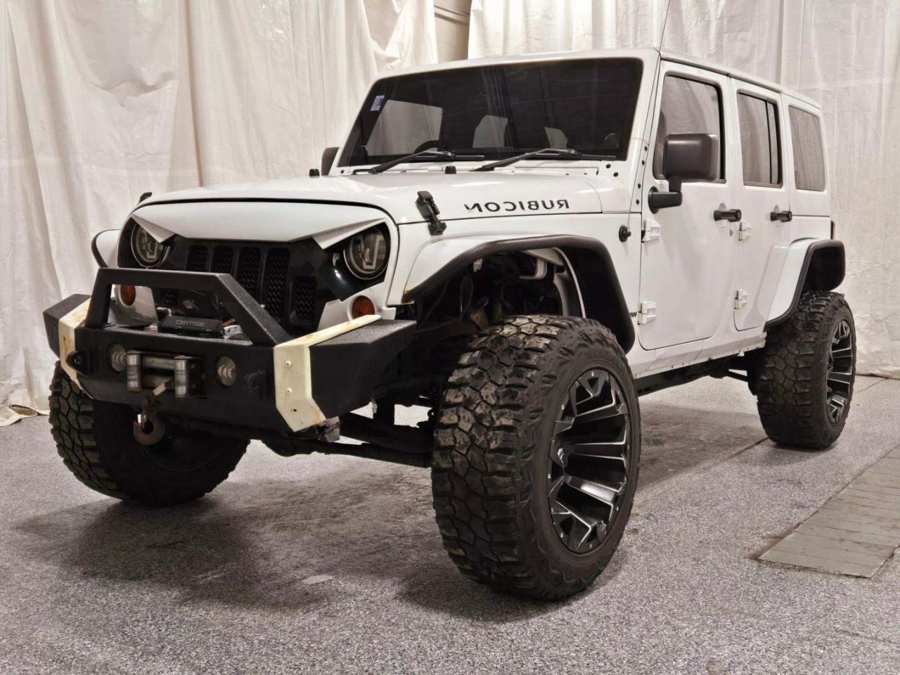 2012 Jeep Wrangler VIN 1C4HJWFG3CL164644 Copart auction photo, normal wear damage thumbnail 2
