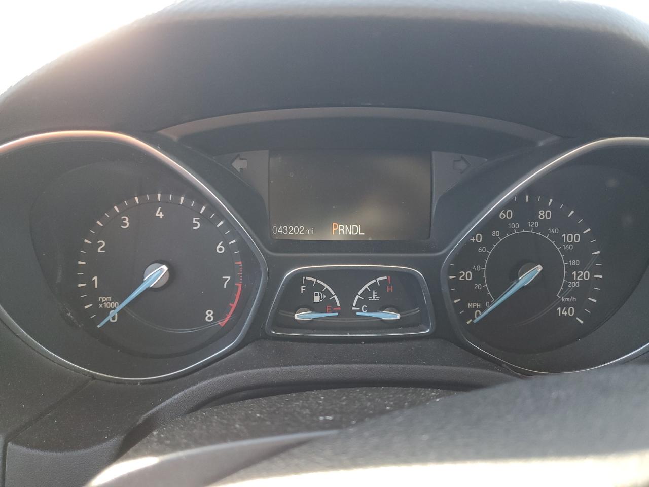 2016 Ford Focus VIN 1FADP3F25GL229635 Copart auction photo, side / front end damage thumbnail 9
