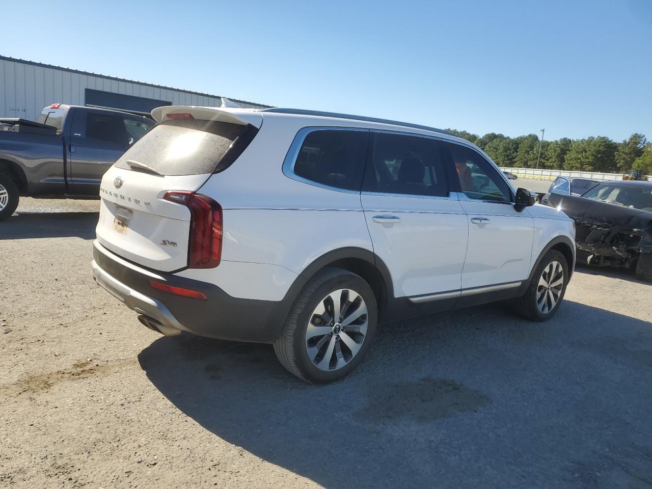 2021 KIA Telluride VIN 5XYP64HC1MG129576 Copart auction photo, front end / minor dent/scratches damage thumbnail 3