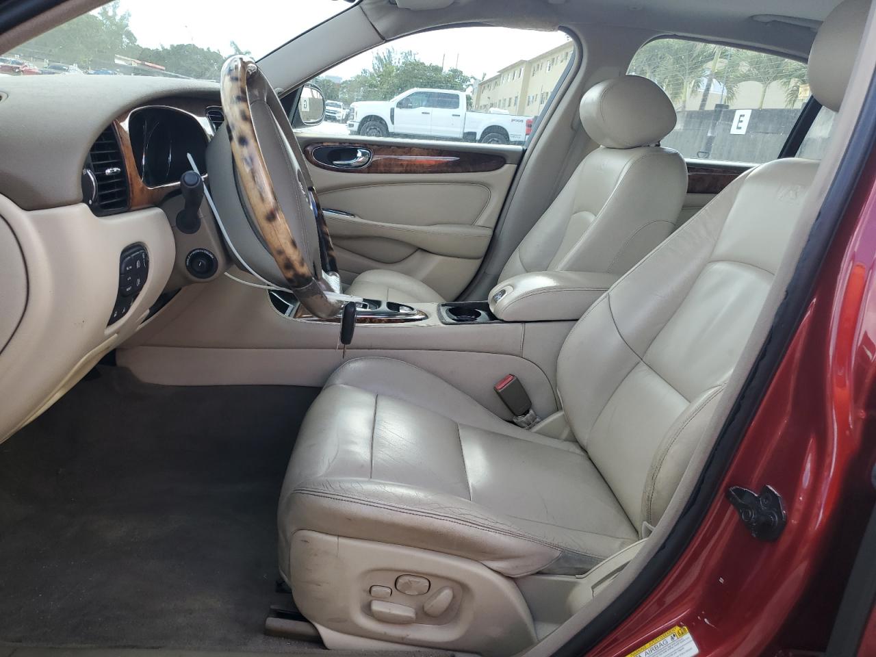 2004 Jaguar XJR VIN SAJWA73B84TG19080 Copart auction photo, normal wear damage thumbnail 7