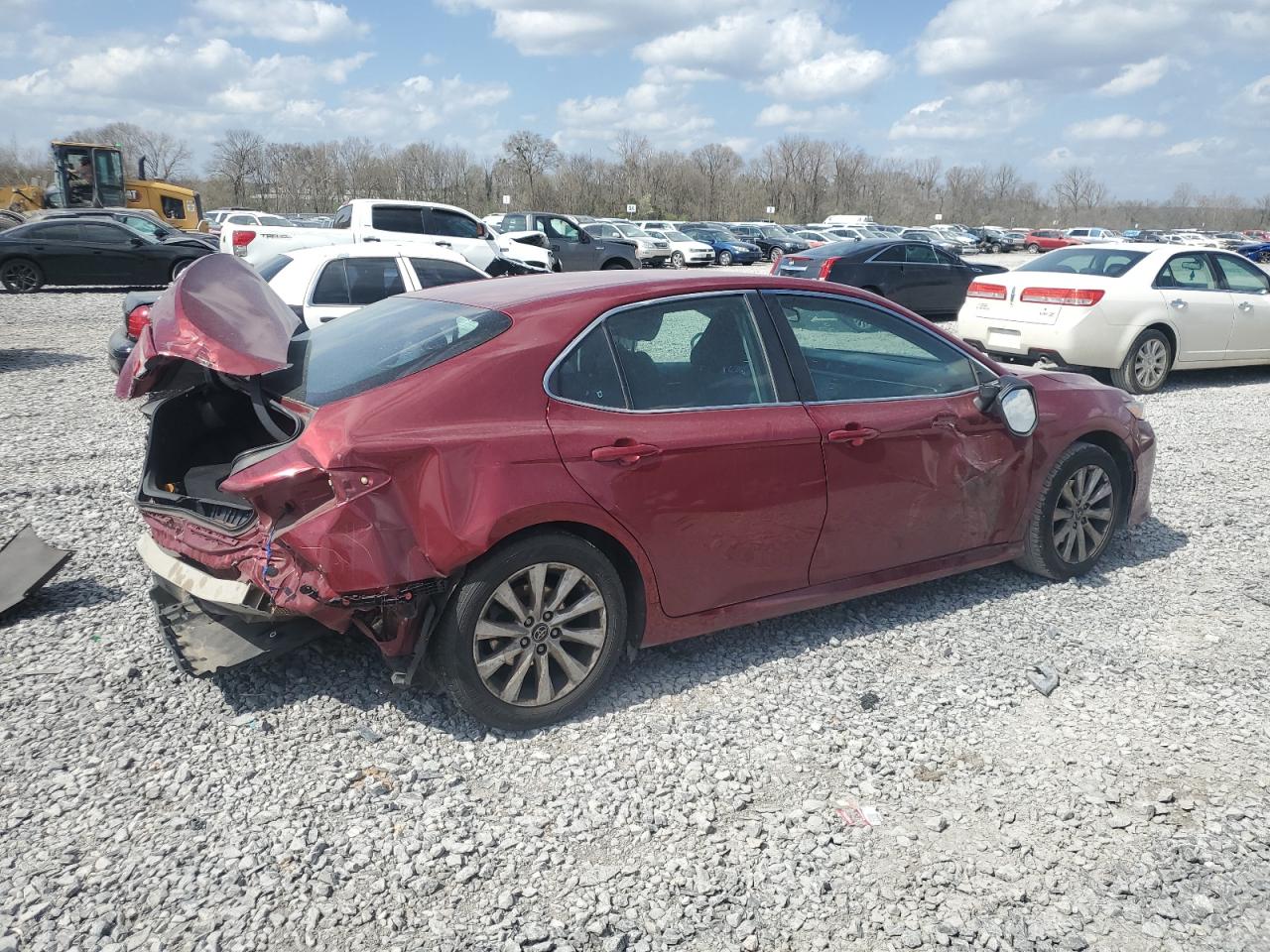 2018 Toyota Camry VIN 4T1B11HK1JU581385 Copart auction photo, rear end damage thumbnail 3