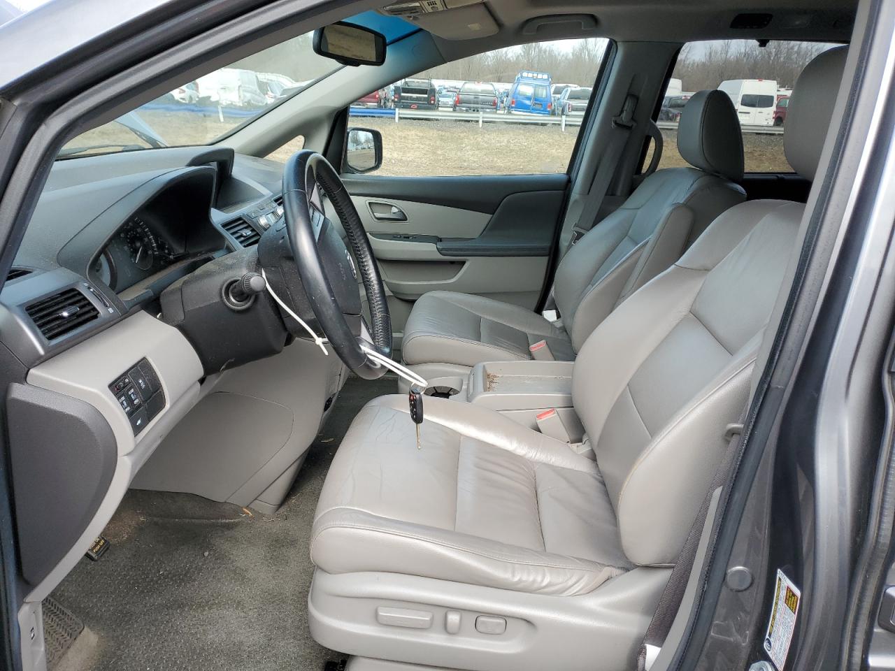 2011 Honda Odyssey VIN 5FNRL5H63BB077809 Copart auction photo, front end damage thumbnail 7