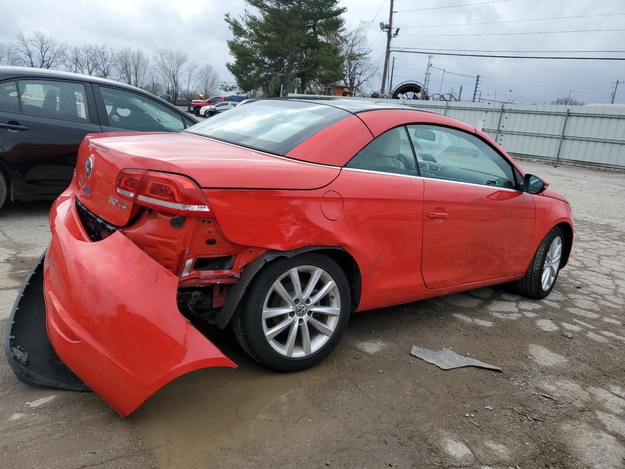 2016 Volkswagen Eos VIN WVWBW8AHXGV000837 Copart auction photo, rear end / mechanical damage thumbnail 3