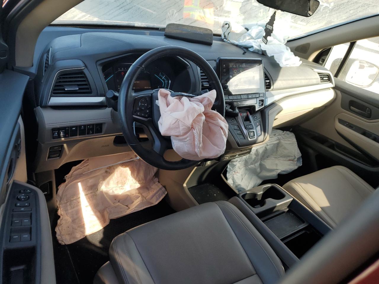 2020 Honda Odyssey VIN 5FNRL6H72LB025801 Copart auction photo, front end damage thumbnail 8