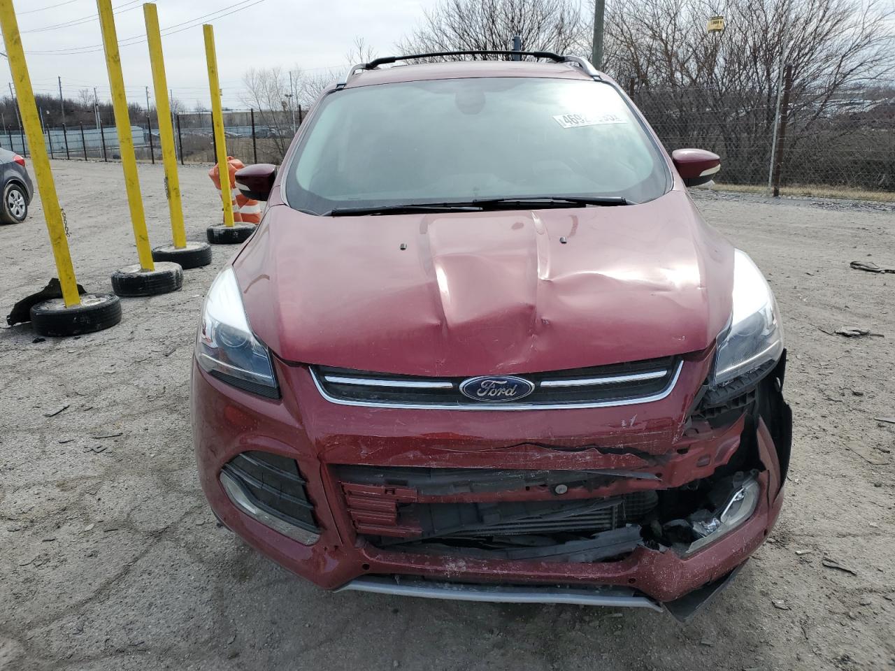 2013 Ford Escape VIN 1FMCU0J99DUC92532 Copart auction photo, front end / minor dent/scratches damage thumbnail 5