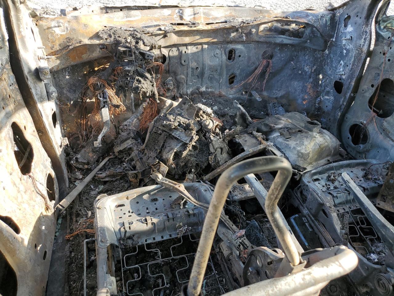 2021 Honda Pilot VIN 5FNYF5H31MB037160 Copart auction photo, burn damage thumbnail 8