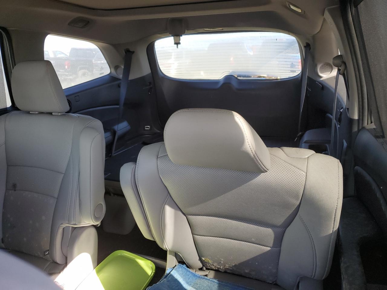 2020 Honda Pilot VIN 5FNYF6H06LB041523 Copart auction photo, water/flood / burn - interior damage thumbnail 10
