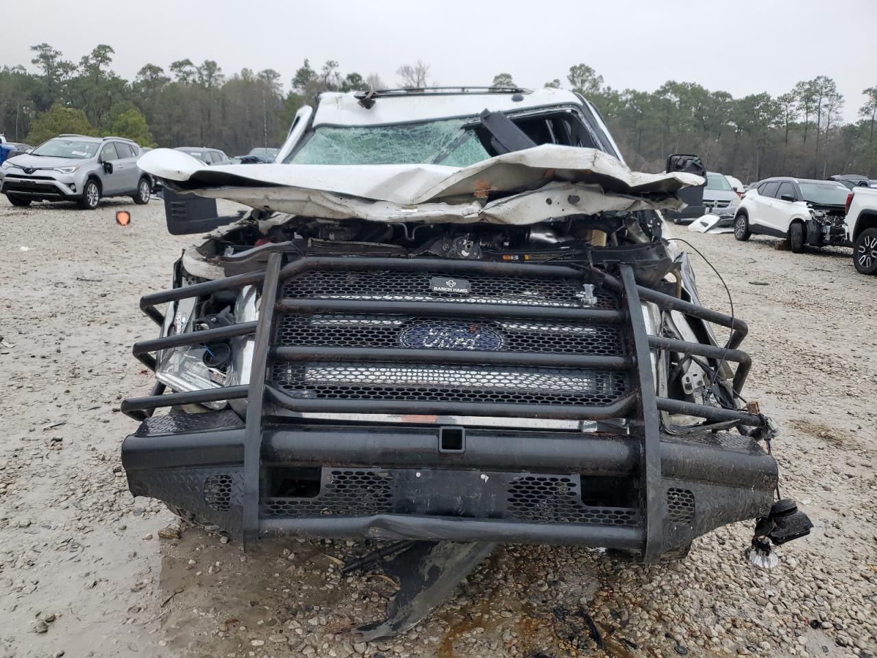 2014 Ford F250 VIN 1FT7W2BT9EEA90209 Copart auction photo, front end / top/roof damage thumbnail 5