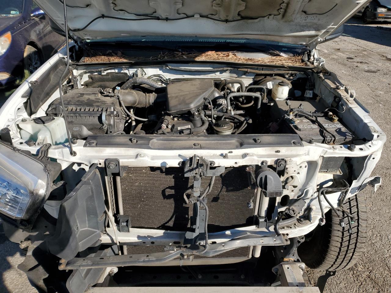 2018 Toyota Tacoma VIN 5TFRX5GN2JX116861 Copart auction photo, front end damage thumbnail 11
