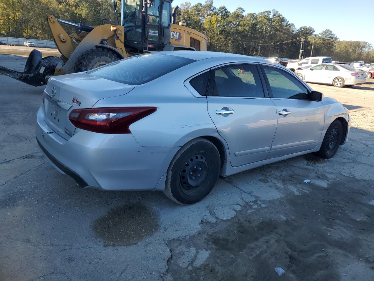 2018 Nissan Altima VIN 1N4AL3AP8JC278479 Copart auction photo, front end damage thumbnail 3