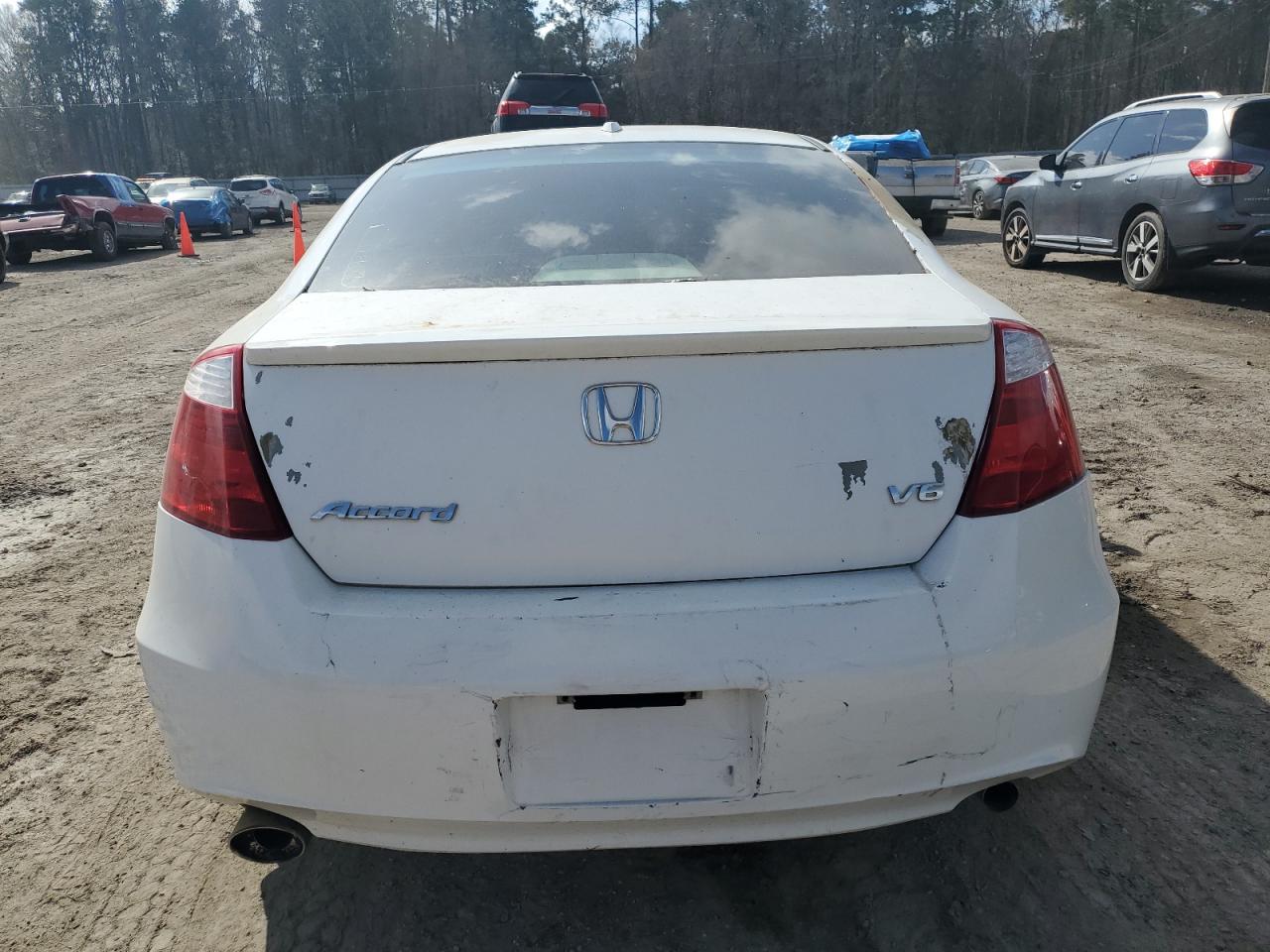 2009 Honda Accord VIN 1HGCS22819A011197 Copart auction photo, mechanical damage thumbnail 6