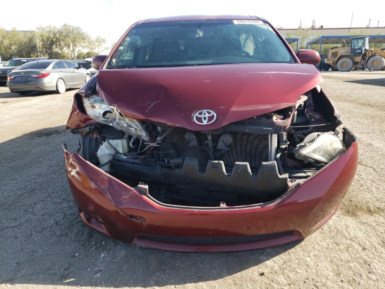 2016 Toyota Sienna VIN 5TDKK3DC8GS745966 Copart auction photo, front end damage thumbnail 5