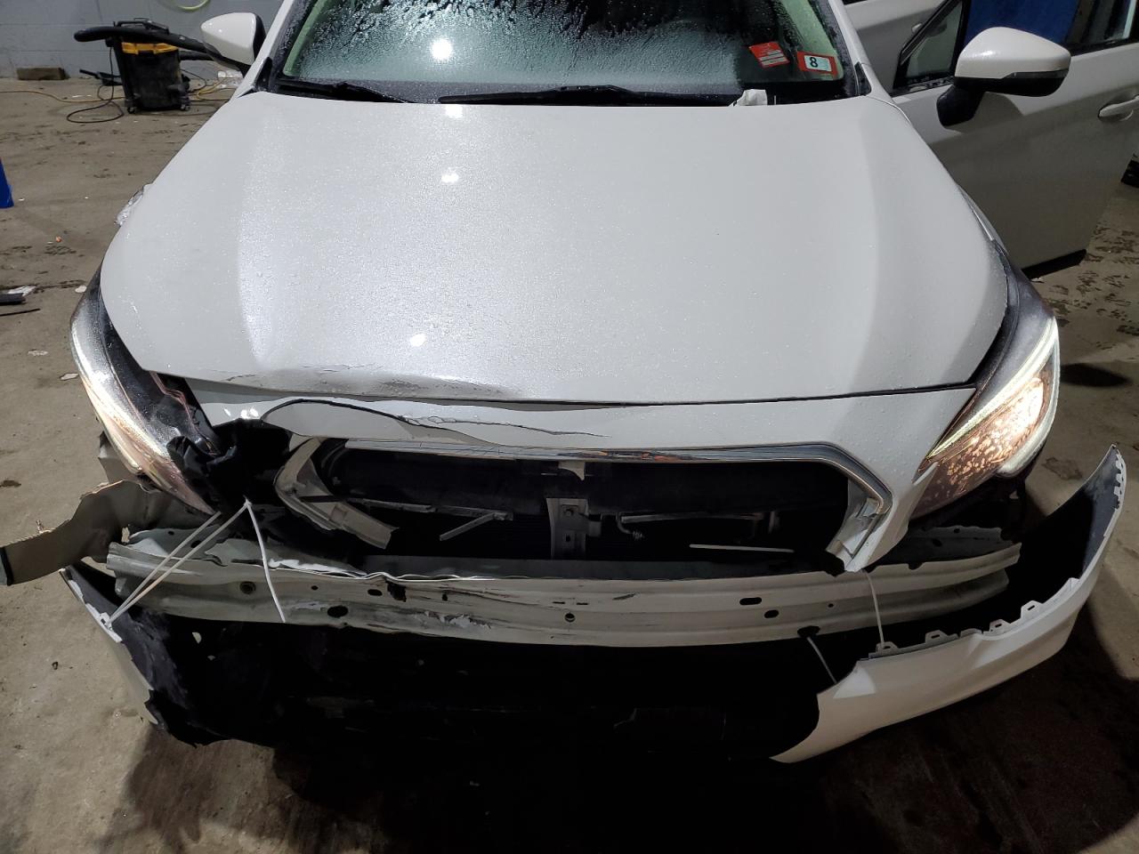 2018 Subaru Outback VIN 4S4BSAKCXJ3319045 Copart auction photo, front end / side damage thumbnail 12