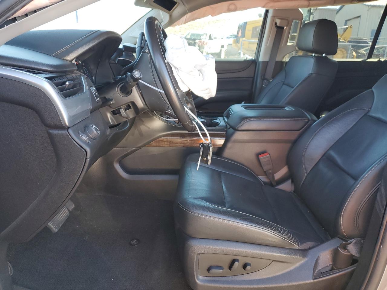 2018 Chevrolet Suburban VIN 1GNSCHKC7JR272765 Copart auction photo, rear end / front end damage thumbnail 7