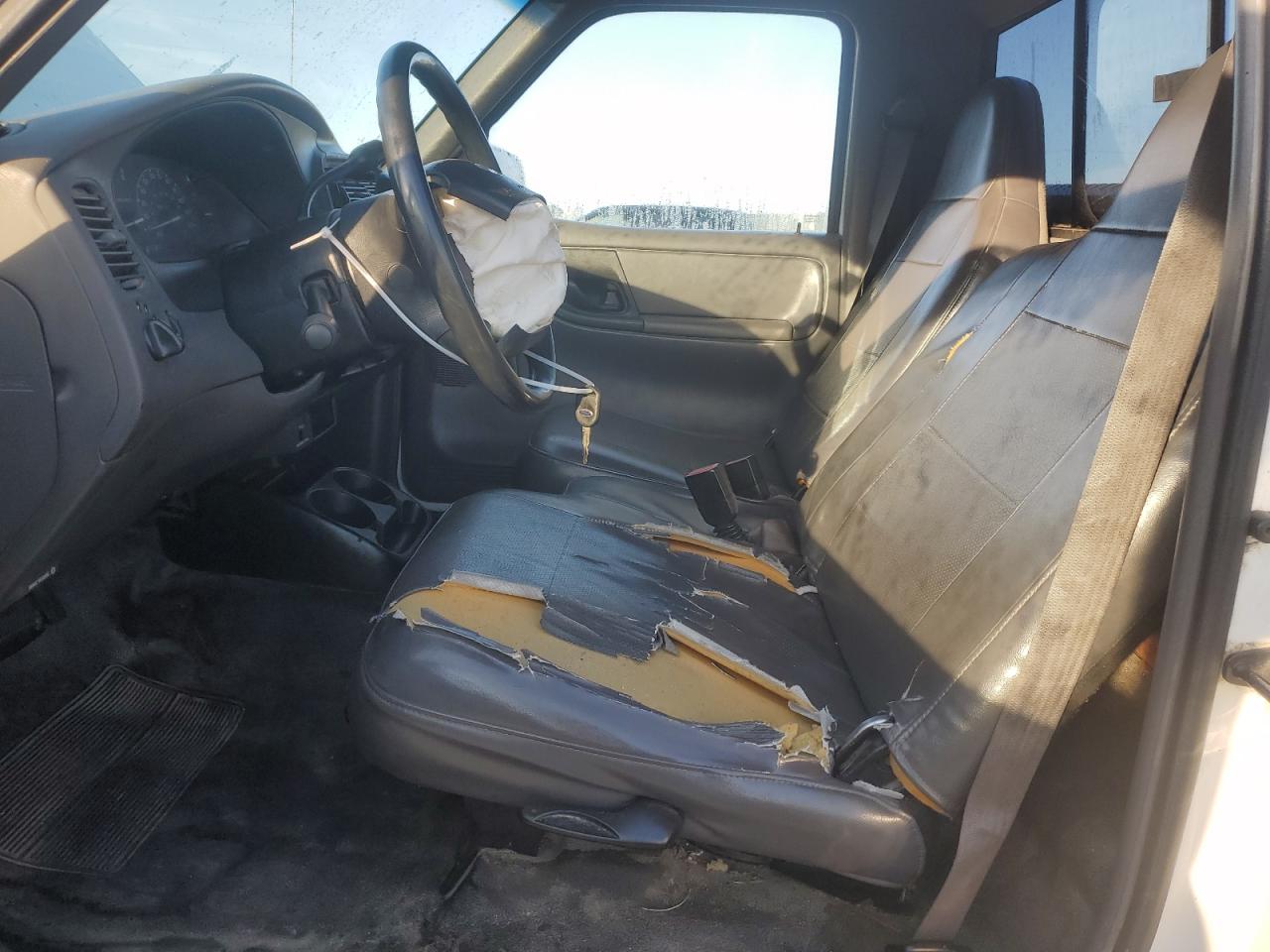 2001 Ford Ranger VIN 1FTYR10D21TA72108 Copart auction photo, front end / side damage thumbnail 7