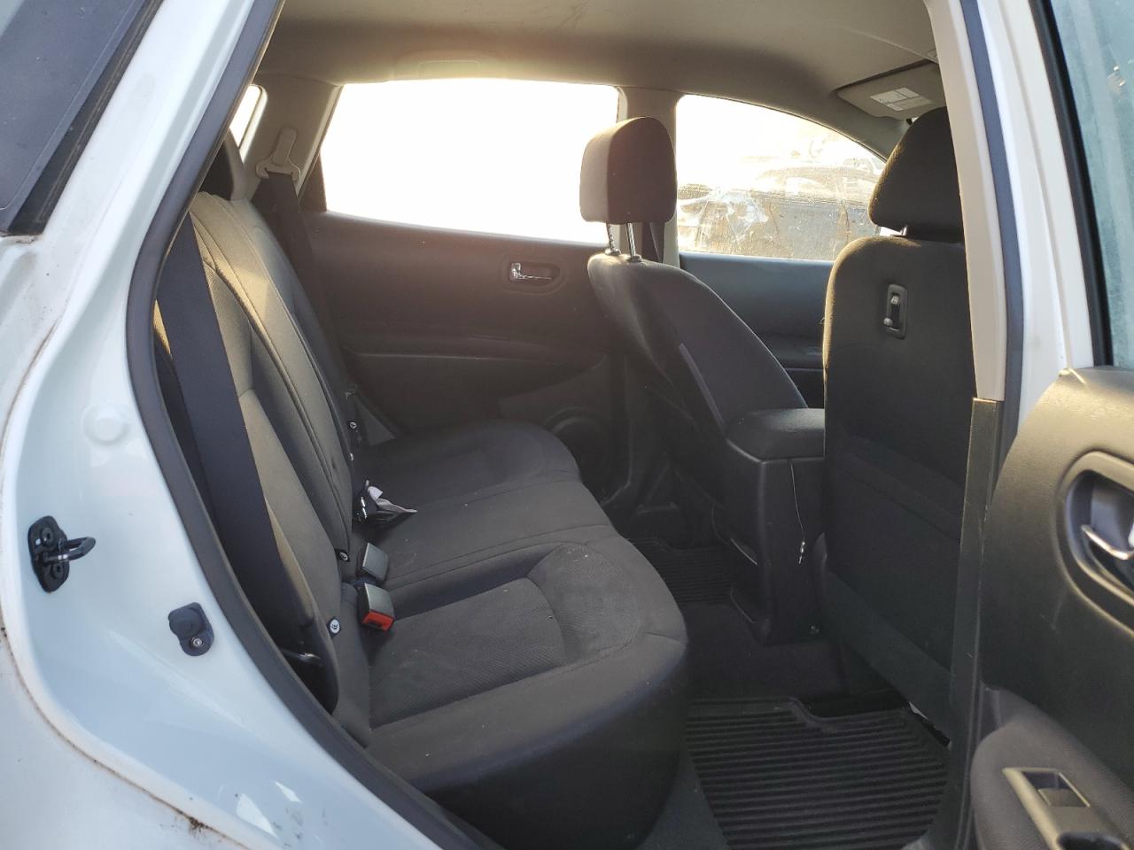2015 Nissan Rogue VIN JN8AS5MT6FW161480 Copart auction photo, side / front end damage thumbnail 11
