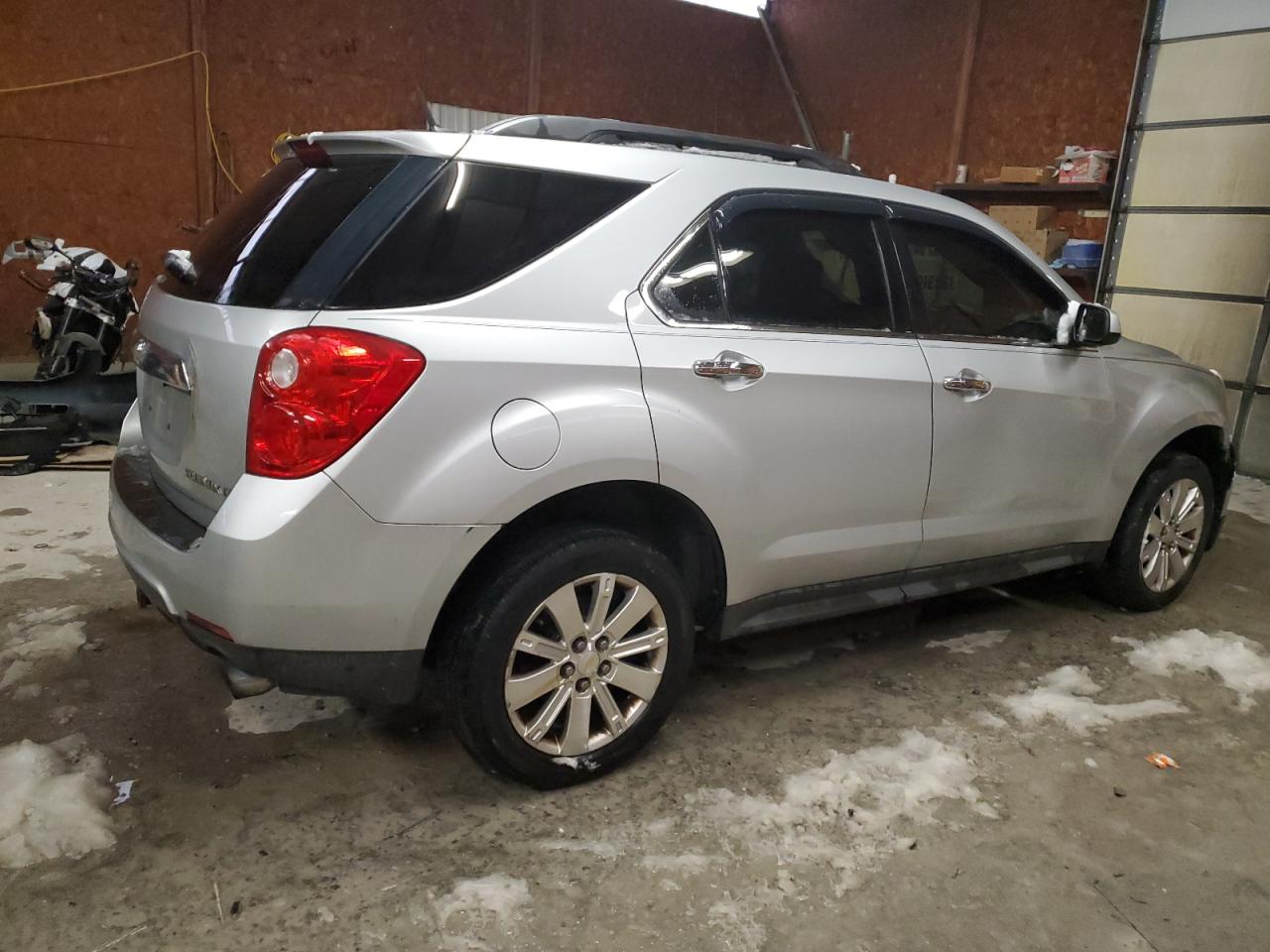 2011 Chevrolet Equinox VIN 2CNFLPE54B6394672 Copart auction photo, front end damage thumbnail 3