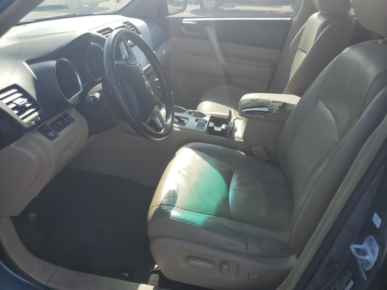 2012 Toyota Highlander VIN 5TDZK3EH6CS052249 Copart auction photo, front end damage thumbnail 7
