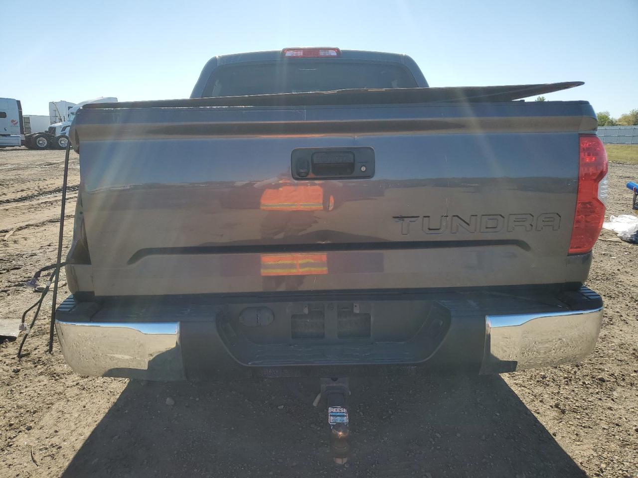 2015 Toyota Tundra VIN 5TFEY5F16FX179074 Copart auction photo, front end / side damage thumbnail 6