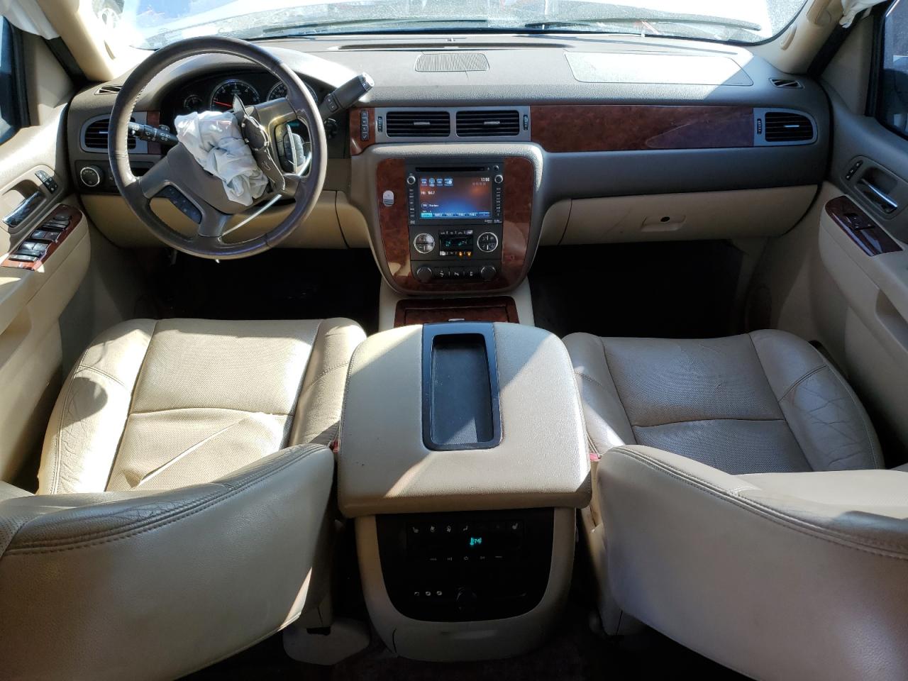 2013 Chevrolet Suburban VIN 1GNSCKE07DR331719 Copart auction photo, front end damage thumbnail 8