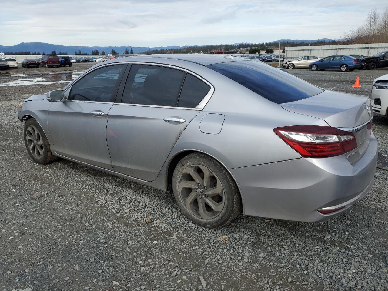 2017 Honda Accord VIN 1HGCR2F89HA037910 Copart auction photo, front end damage thumbnail 2