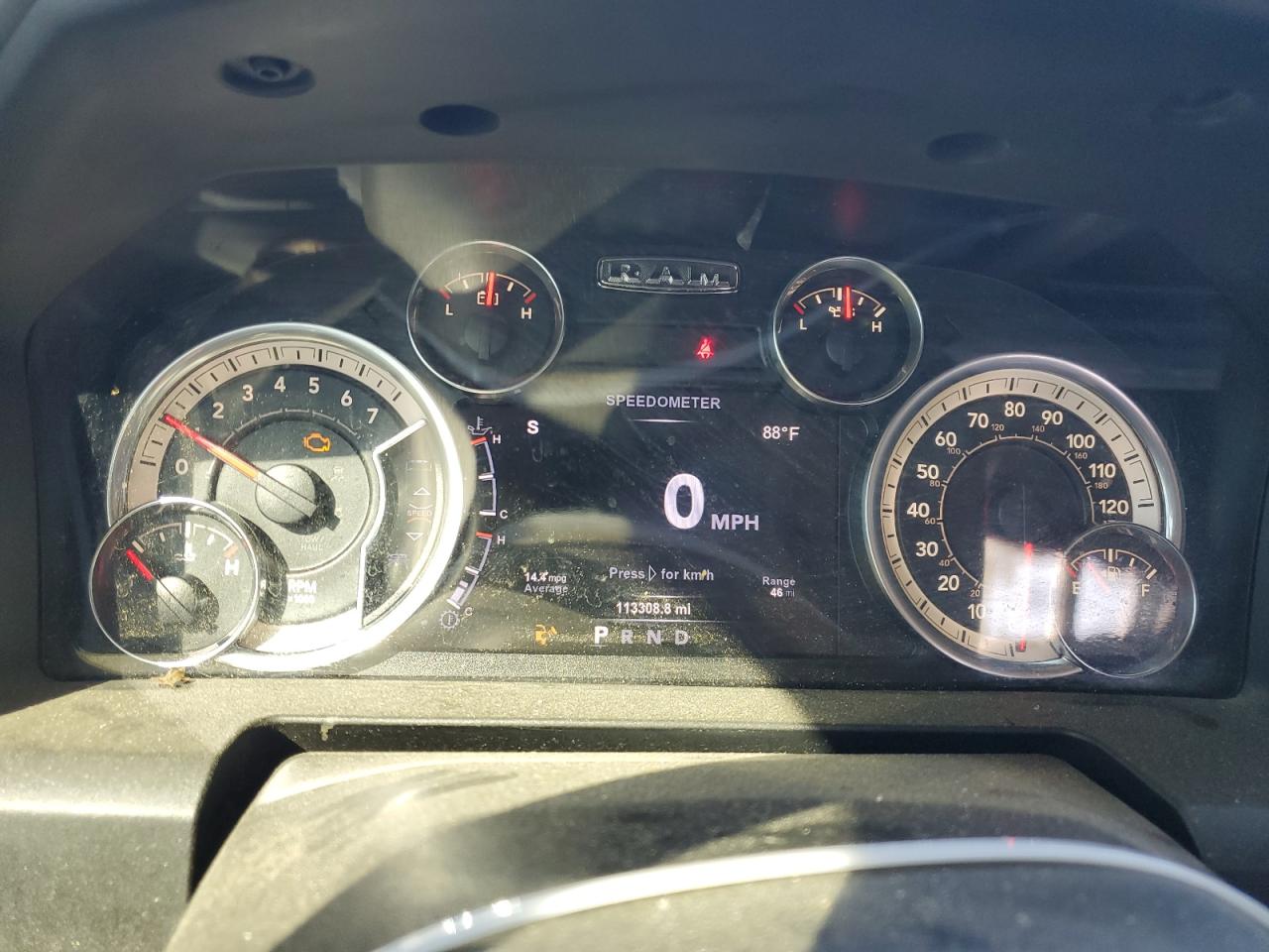 2017 RAM 1500 VIN 3C6RR7LT9HG565440 Copart auction photo, minor dent/scratches damage thumbnail 9