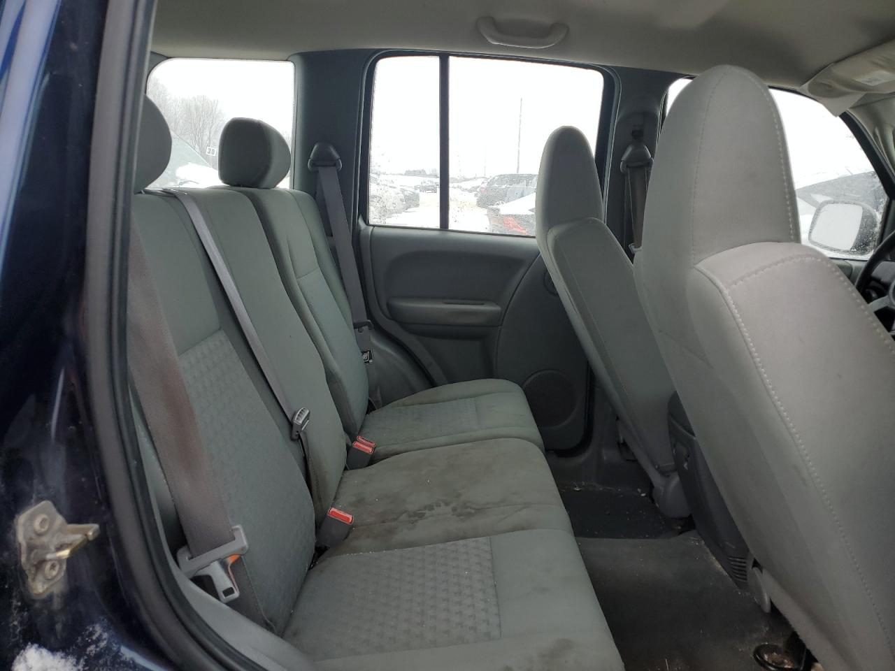 2007 Jeep Liberty (North America) VIN 1J4GL48K57W634781 Copart auction photo, front end damage thumbnail 11