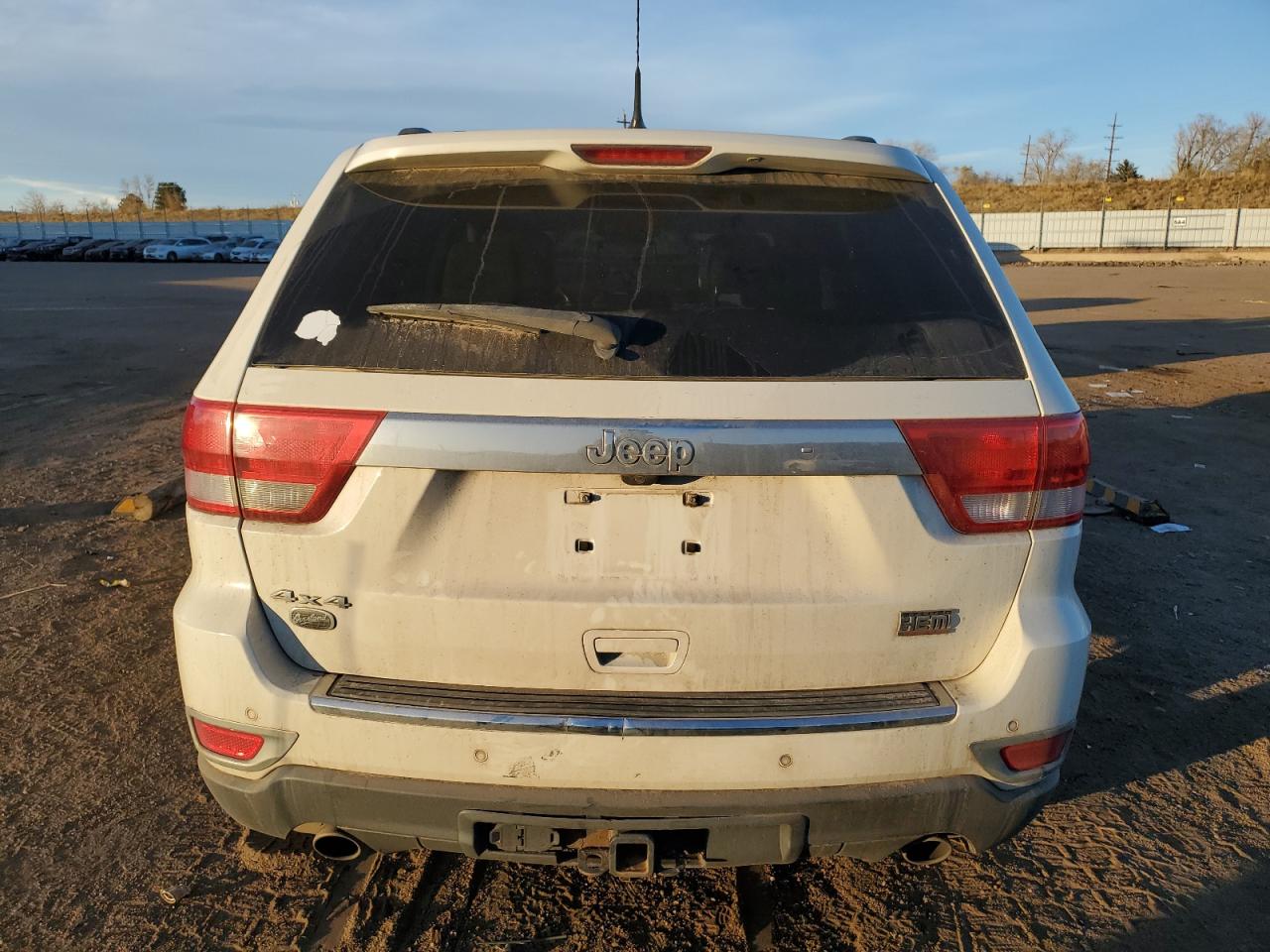 2011 Jeep Grand Cherokee VIN 1J4RR6GT8BC517526 Copart auction photo, front end / rear end damage thumbnail 6