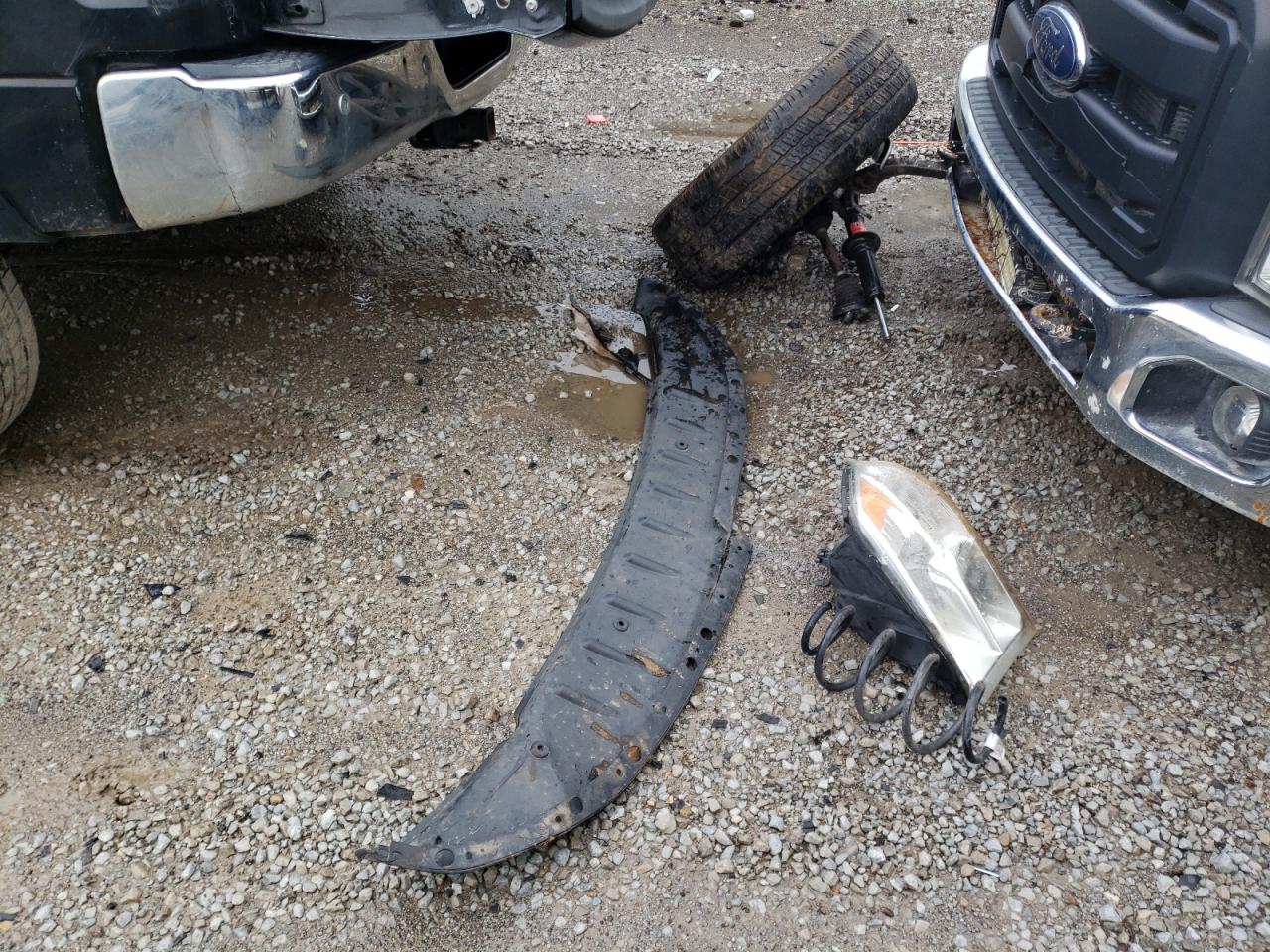 2016 RAM 1500 VIN 1C6RR7TT0GS413733 Copart auction photo, front end / undercarriage damage thumbnail 12
