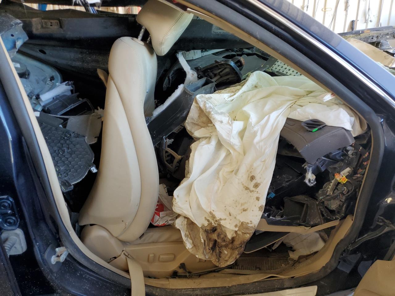 2008 Cadillac CTS VIN 1G6DH577X80136418 Copart auction photo, front end / side damage thumbnail 7