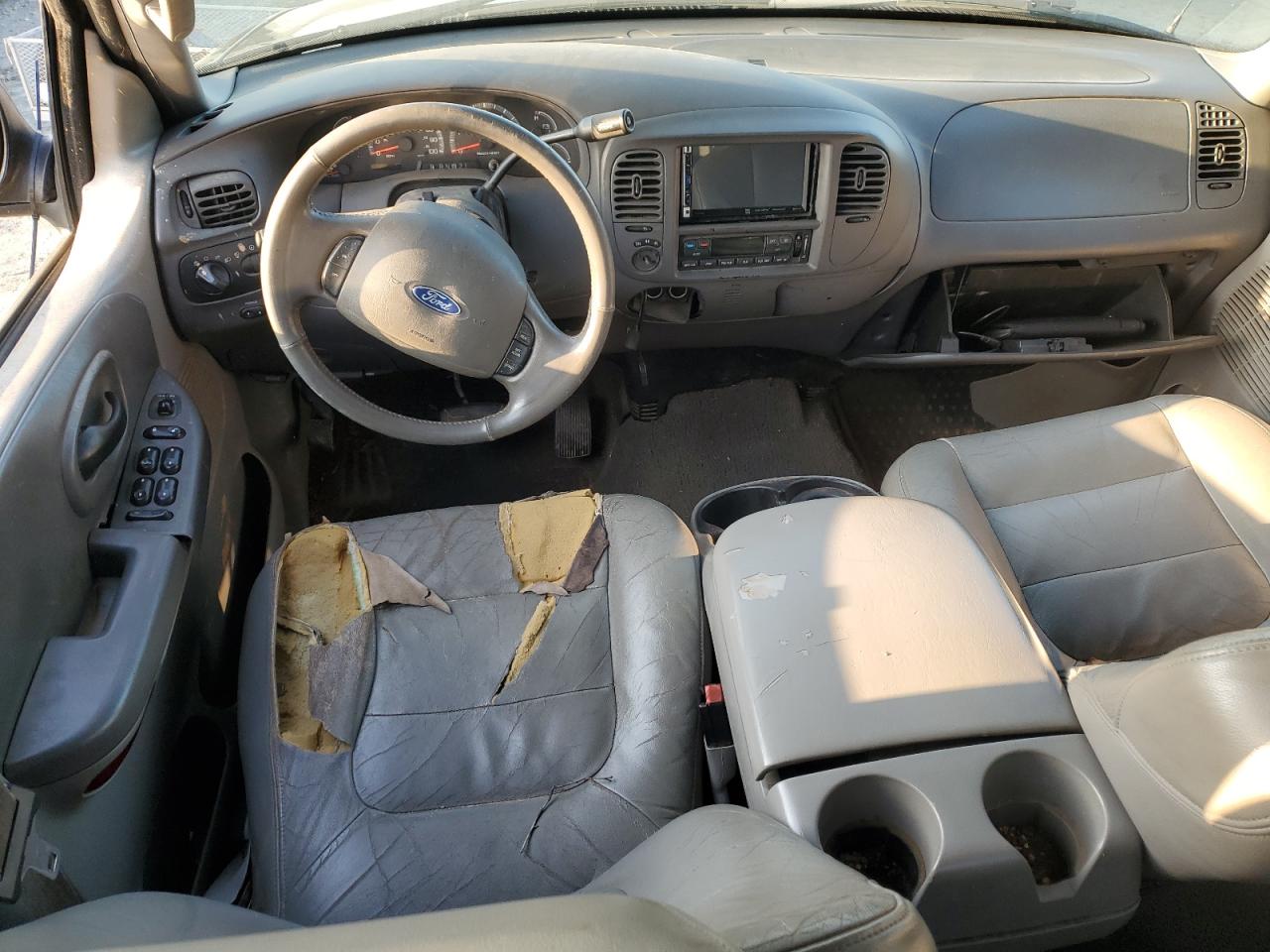 2003 Ford F-150 VIN 1FTRW08LX3KB38271 Copart auction photo, side damage thumbnail 8