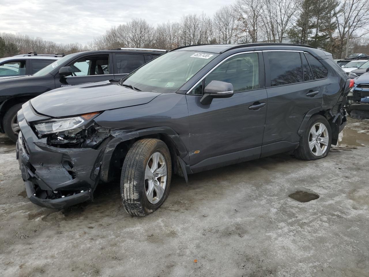2019 Toyota RAV 4 VIN JTMP1RFV8KD015375