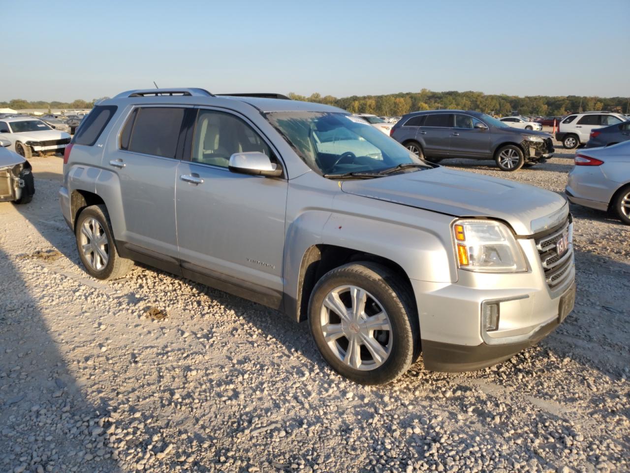 2017 GMC Terrain VIN 2GKALPEK2H6142534 Copart auction photo, front end damage thumbnail 4