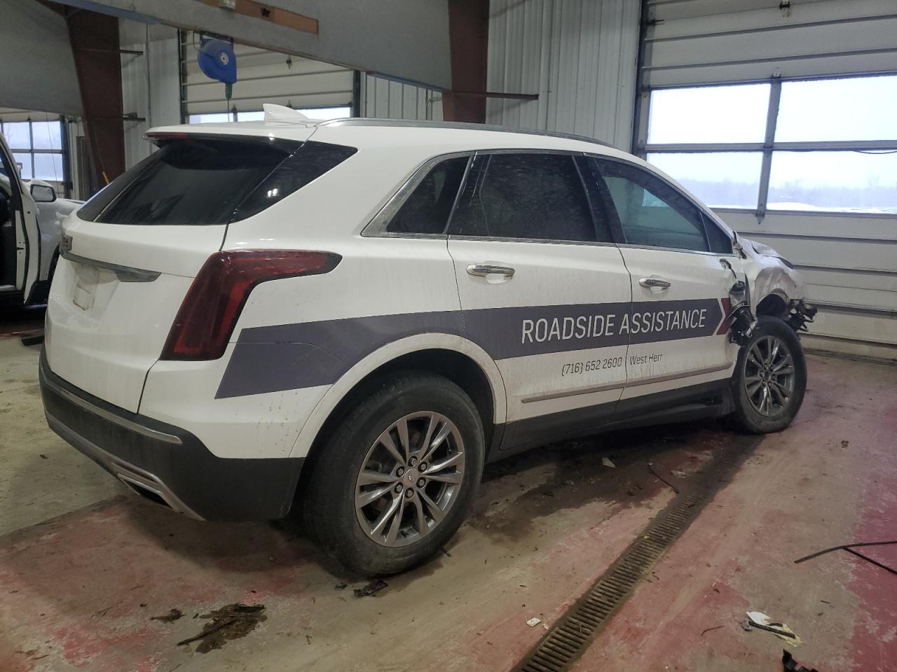 2021 Cadillac XT5 VIN 1GYKNCR47MZ154265 Copart auction photo, front end damage thumbnail 3