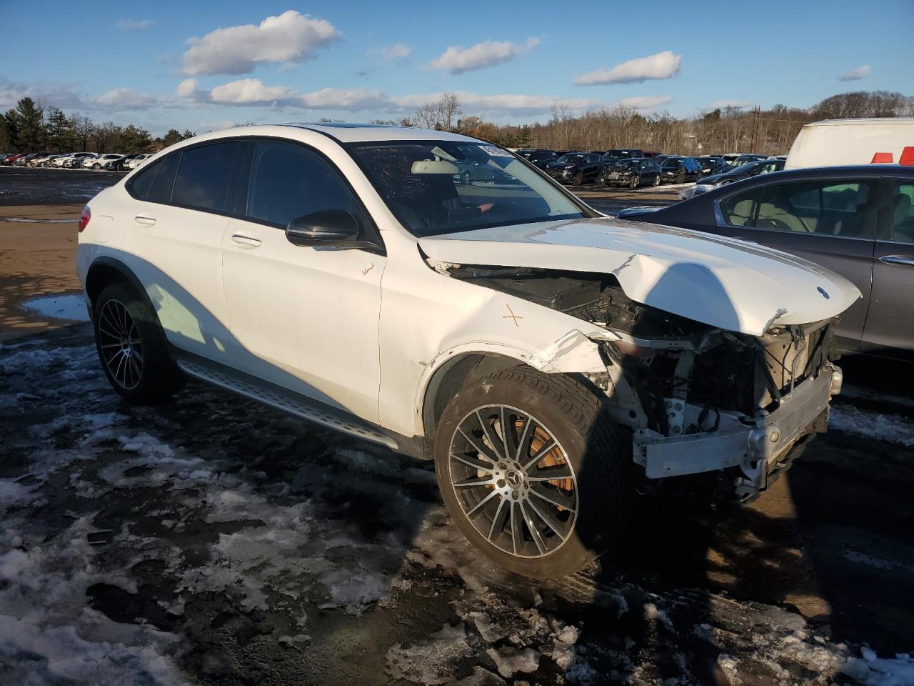 2017 Mercedes-Benz GLC VIN WDC0J4KBXHF288809 Copart auction photo, front end damage thumbnail 4