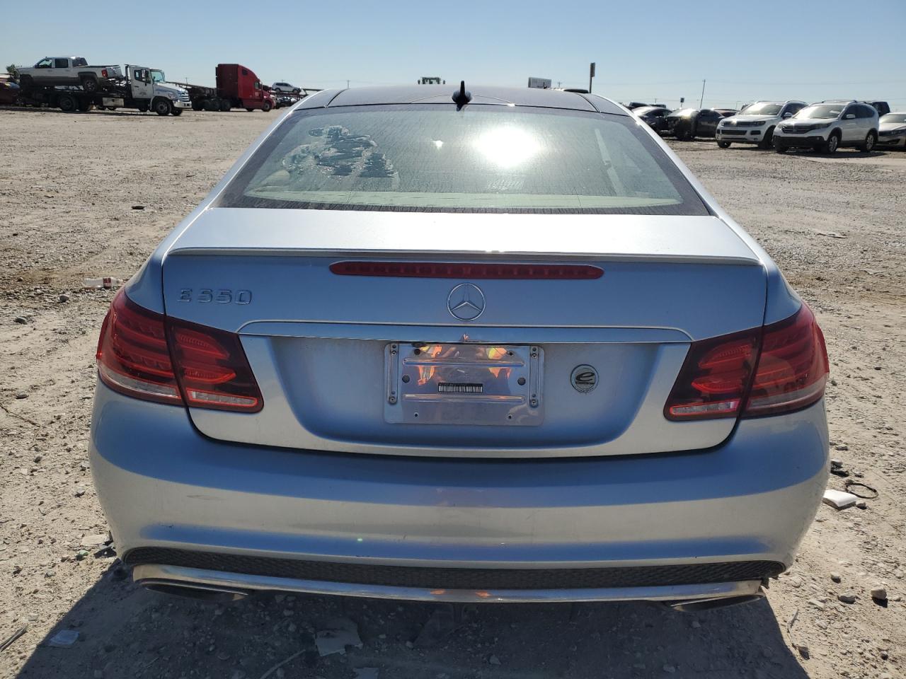 2014 Mercedes-Benz E-klasse VIN WDDKJ7DB6EF232297 Copart auction photo, side / minor dent/scratches damage thumbnail 6