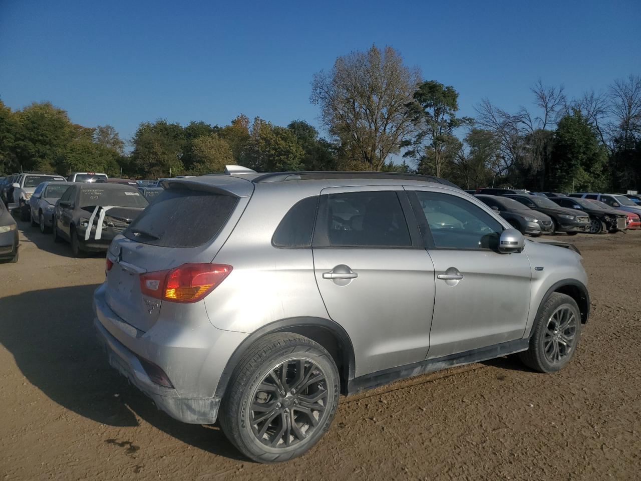 2019 Mitsubishi Outlander VIN JA4AP4AW9KU000546 Copart auction photo, front end damage thumbnail 3