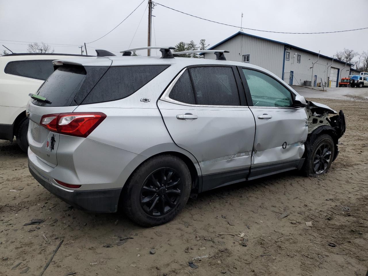 2019 Chevrolet Equinox VIN 2GNAXKEV9K6211831 Copart auction photo, front end / side damage thumbnail 3