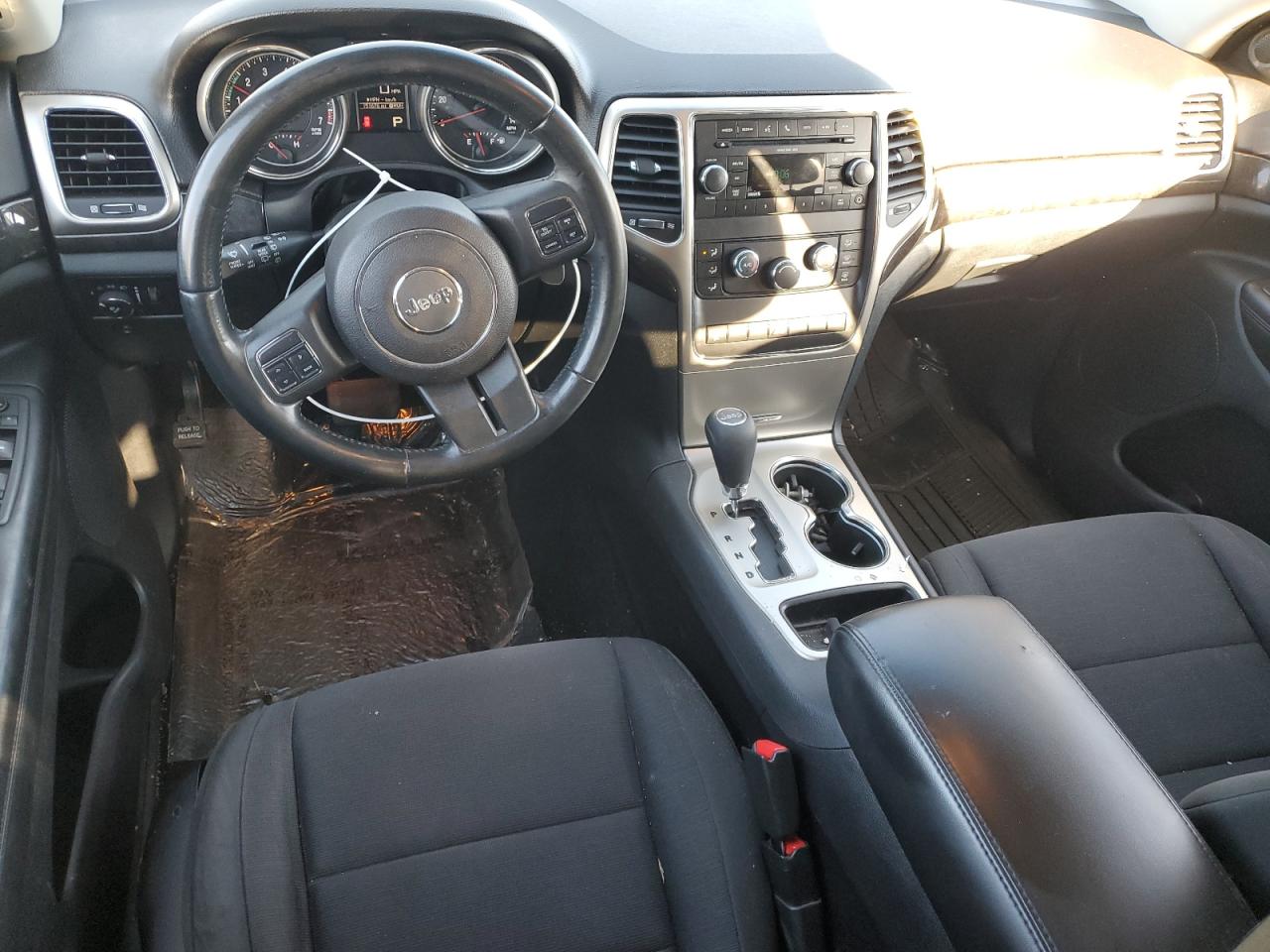 2011 Jeep Grand Cherokee VIN 1J4RR4GG4BC506983 Copart auction photo, front end / side damage thumbnail 8