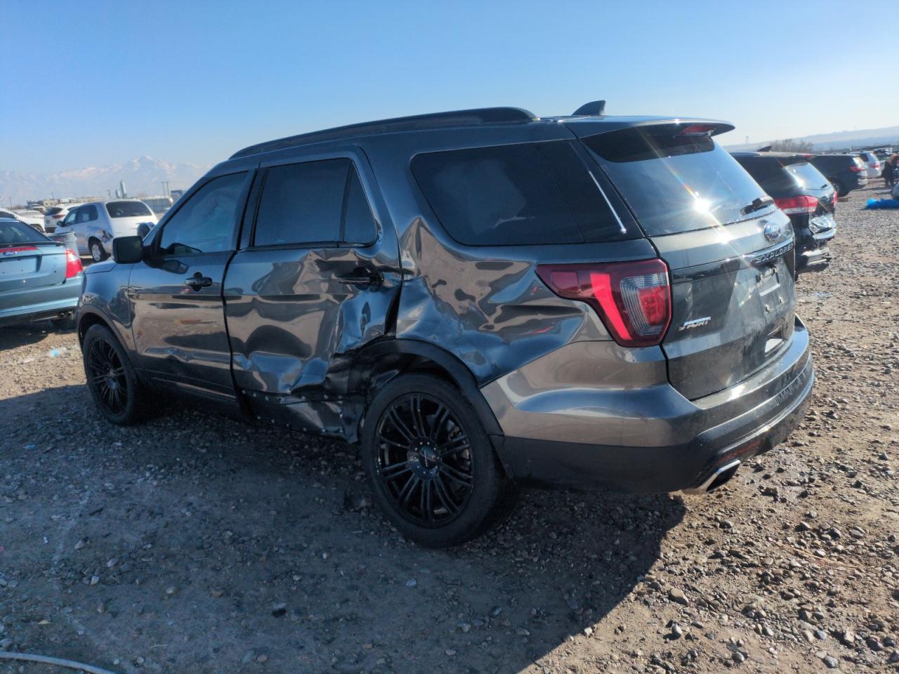 2017 Ford Explorer VIN 1FM5K8GT5HGA22069 Copart auction photo, side / rear end damage thumbnail 2