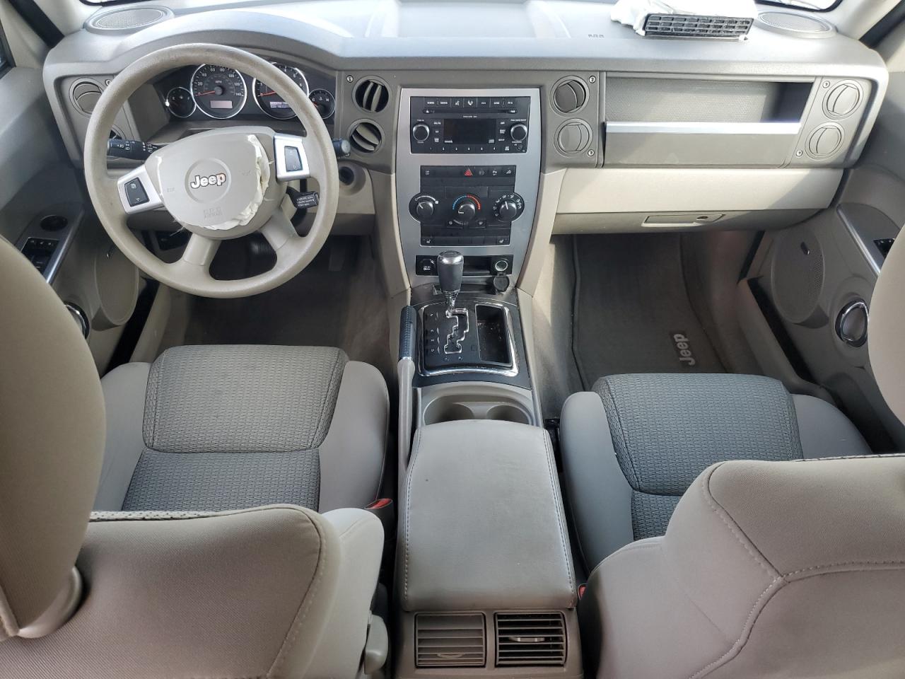 2009 Jeep Commander VIN 1J8HH48K59C514861 Copart auction photo, front end damage thumbnail 8