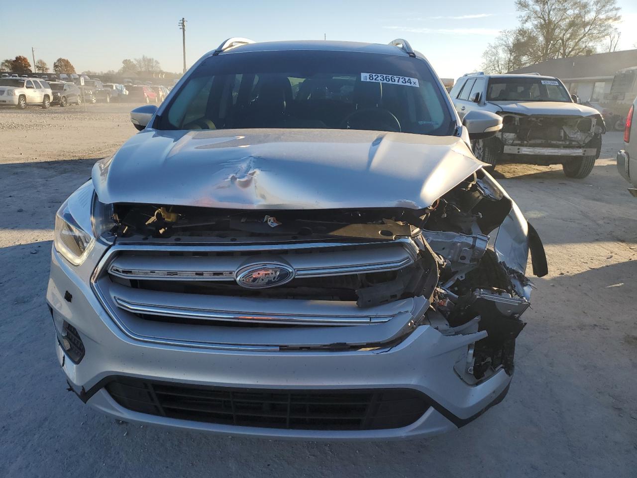 2019 Ford Escape VIN 1FMCU9J91KUA44227 Copart auction photo, front end damage thumbnail 5