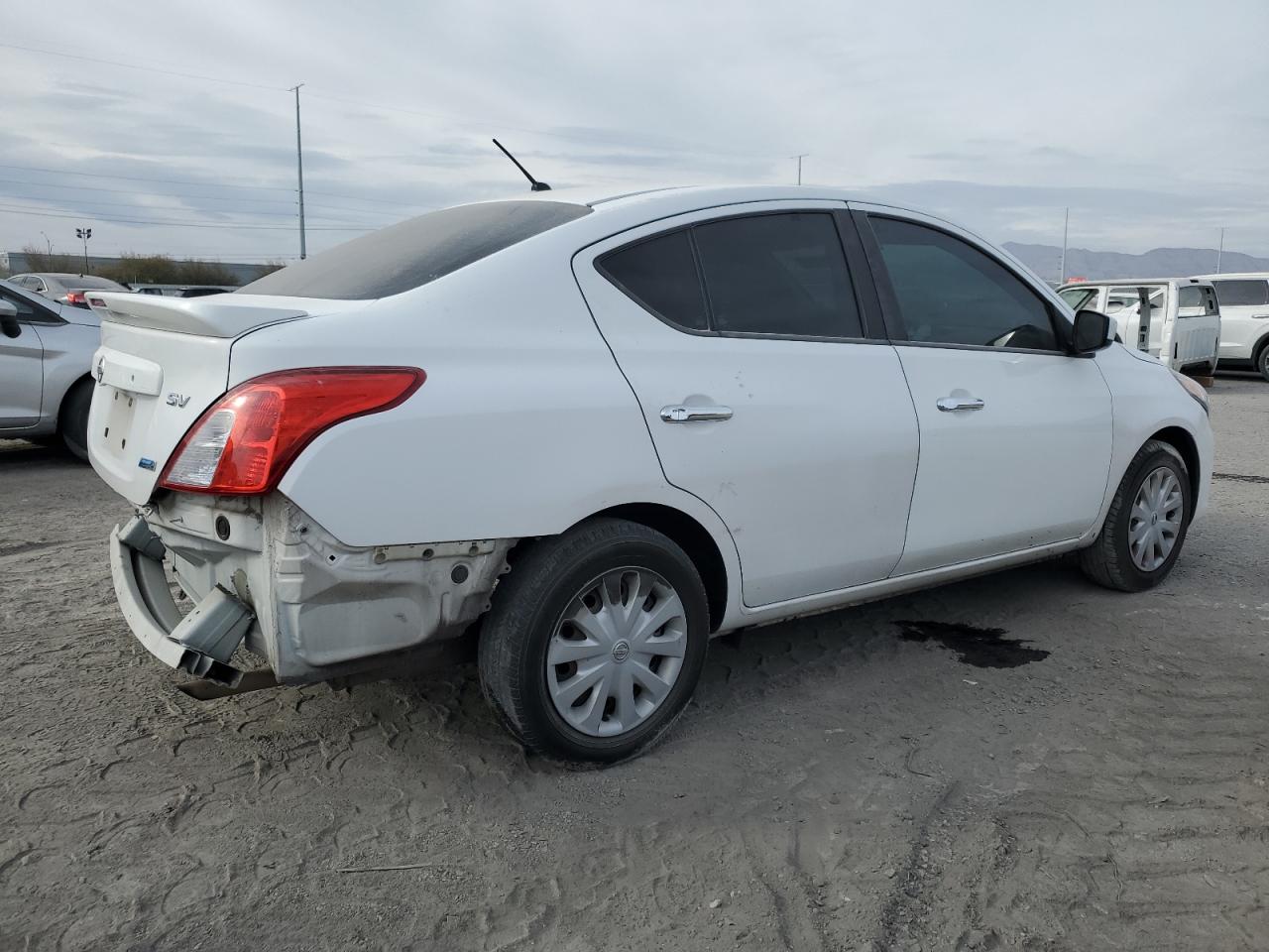 2015 Nissan Versa VIN 3N1CN7AP7FL837944 Copart auction photo, rear end damage thumbnail 3