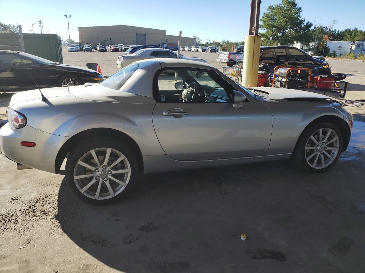 2008 Mazda MX-5 VIN JM1NC26FX80156885 Copart auction photo, front end damage thumbnail 3